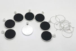 Reusable Personalized Wine Charms 8 Mini Chalkboard Squares on Silver Plated Pendants, Can be Wiped Clean and Reused.