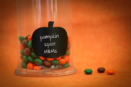 Reusable Chalk Labels - 32 Pumpkin Shape Adhesive Chalkboard Stickers, Light Material with Removable Adhesive and Smooth Writing Surface, 3 Sizes From 1